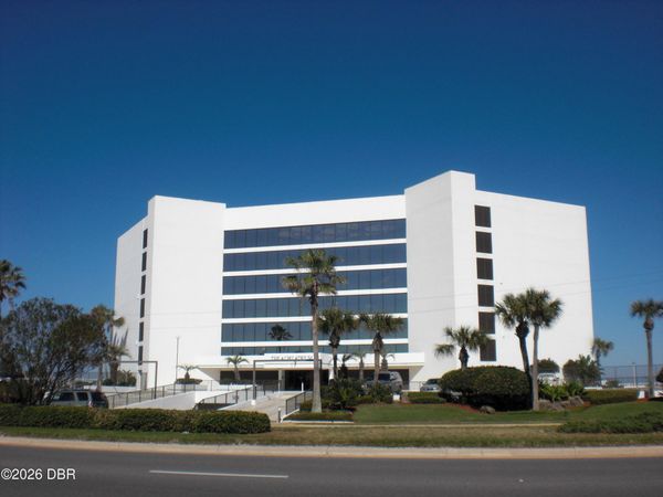901 S Atlantic Avenue, Unit PH7, Ormond Beach, FL 32176