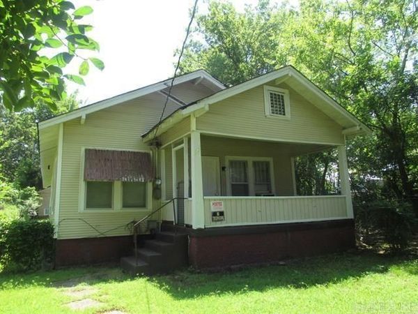 504 N Oak Street, Morrilton, AR 72110