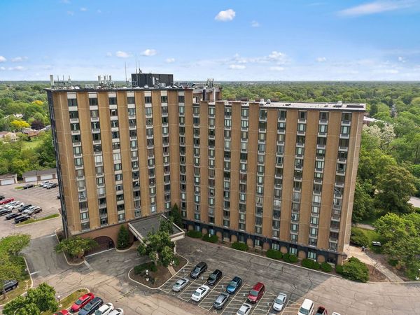 1 Renaissance Place , Unit 517, Palatine, IL 60067