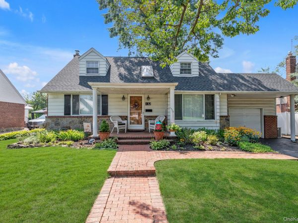 132 Norman Drive , East Meadow, NY 11554