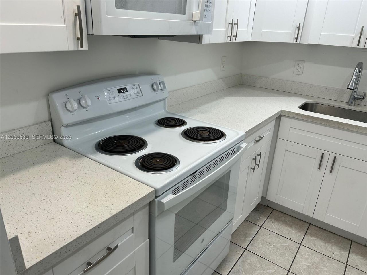 815 SW 30th St, Unit J, Fort Lauderdale, FL 33315 Photo