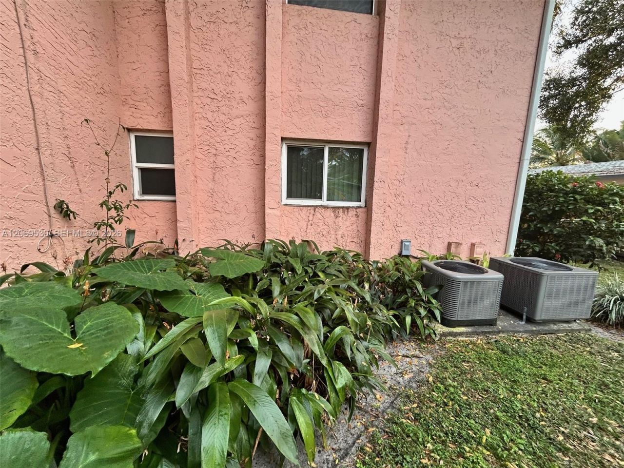 815 SW 30th St, Unit J, Fort Lauderdale, FL 33315 Photo