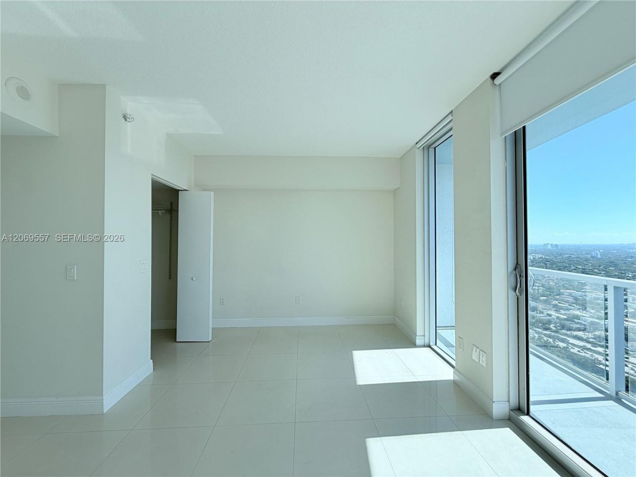 185 SW 7th St , Unit 4100, Miami, FL 33130 Photo