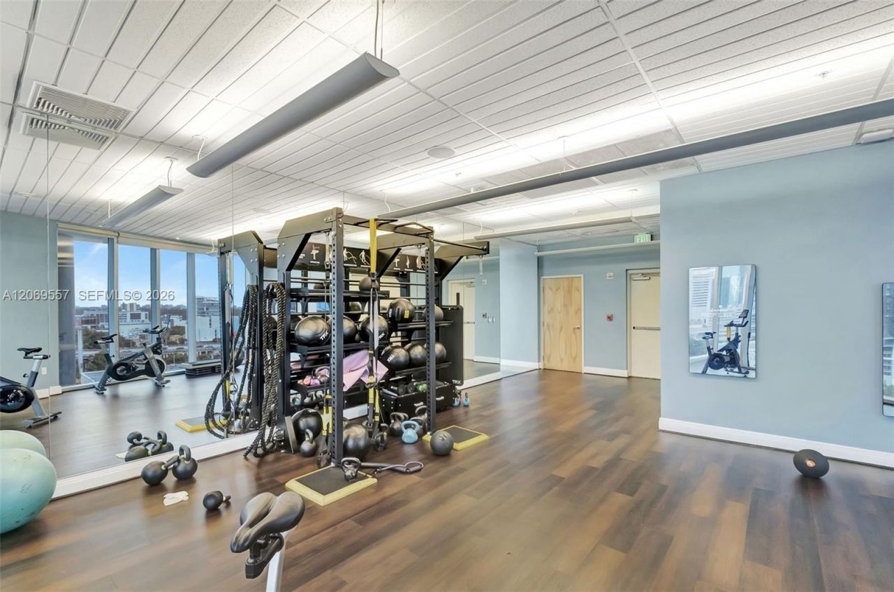 185 SW 7th St , Unit 4100, Miami, FL 33130 Photo