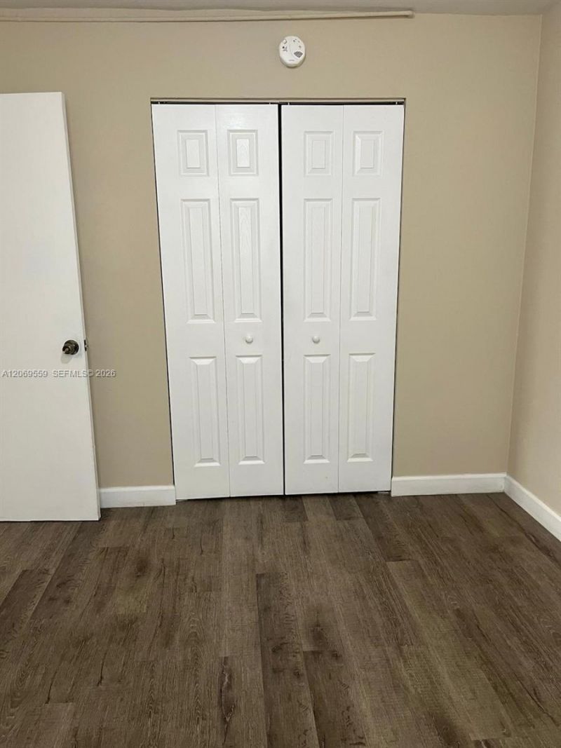 4550 NW 9th St , Unit 701E, Miami, FL 33126 Photo