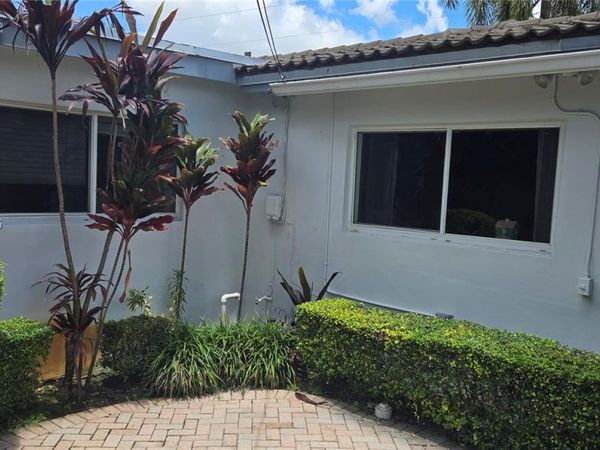 Unit 2, Miami, FL 33155
