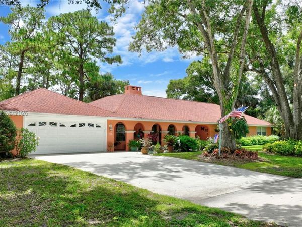 318 Fifth Ave, Lehigh Acres, FL 33936
