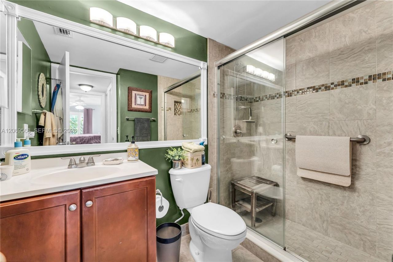 3561 Pine Tree Ct , Unit D-1, Greenacres, FL 33463 Photo