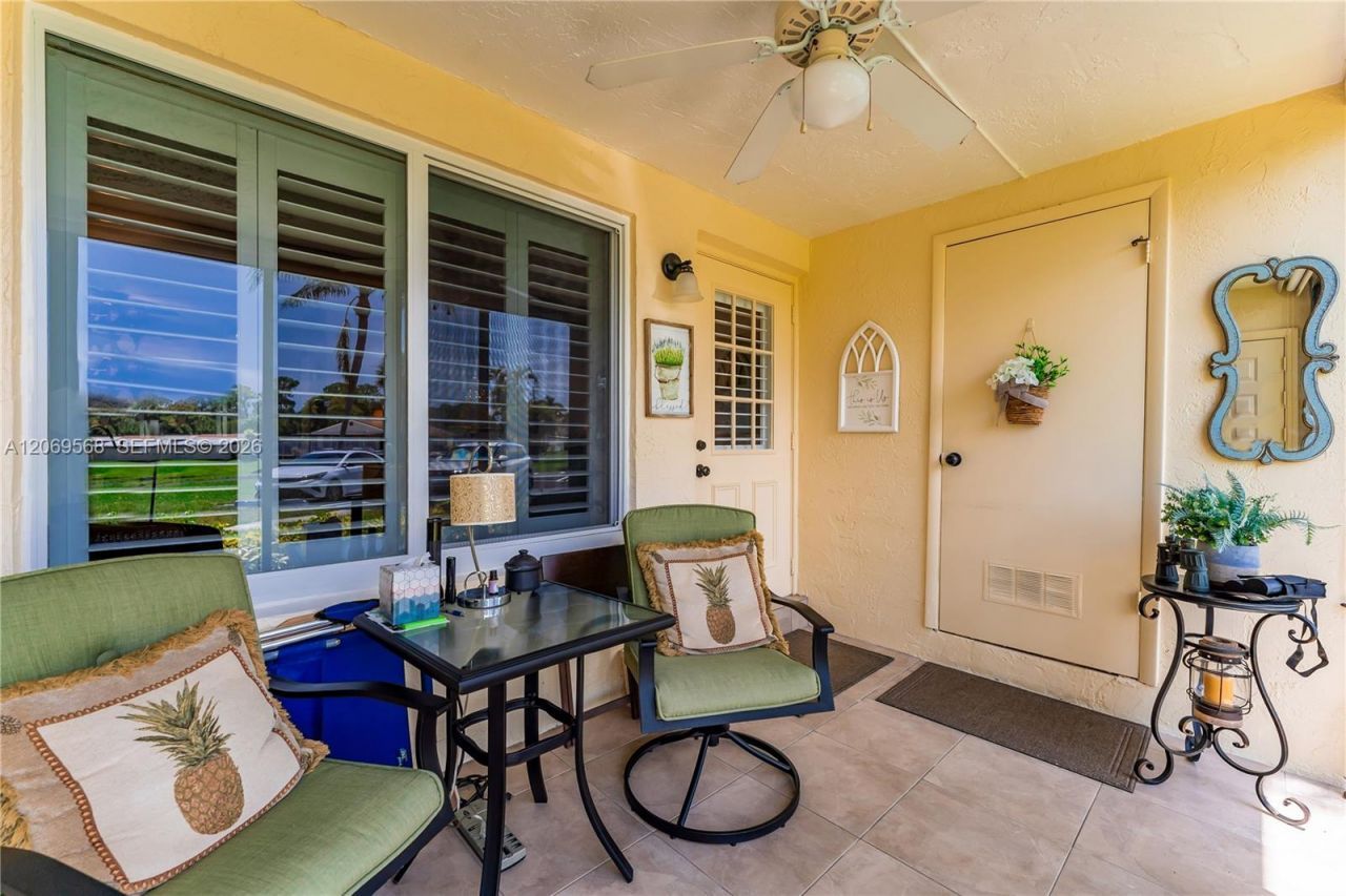 3561 Pine Tree Ct , Unit D-1, Greenacres, FL 33463 Photo