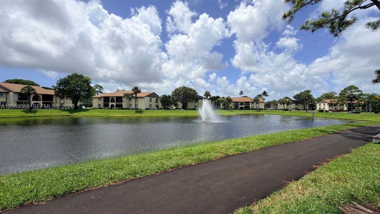 3561 Pine Tree Ct , Unit D-1, Greenacres, FL 33463 Photo