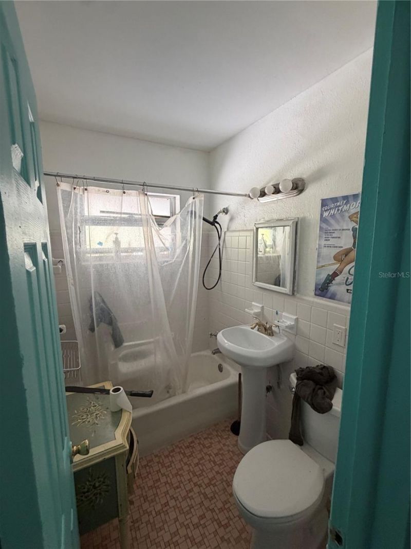 811 28th Avenue S, Saint Petersburg, FL 33705 Photo
