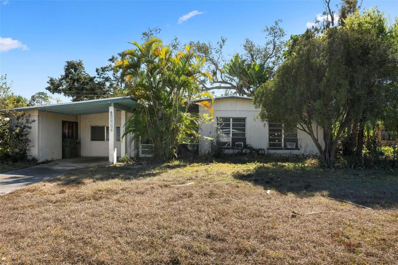 2956 Greenbriar Street, Sarasota, FL 34237 Photo