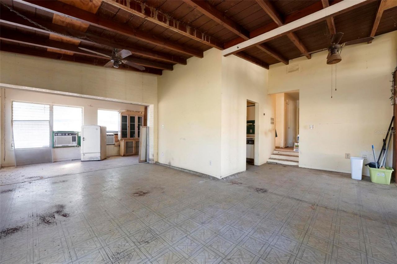 2956 Greenbriar Street, Sarasota, FL 34237 Photo