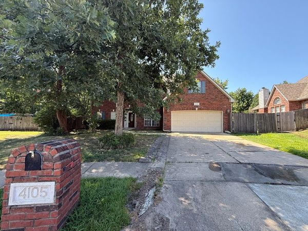 4105 W Elgin Street , Broken Arrow, OK 74012