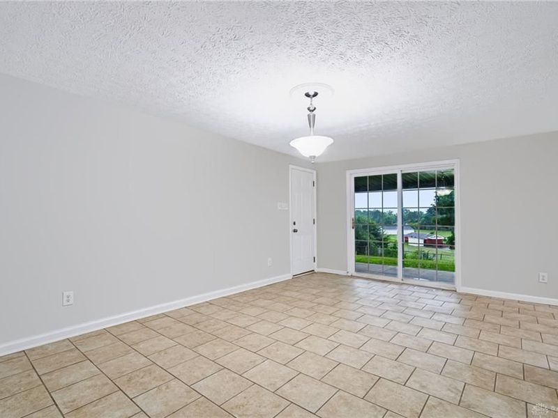 5916 Longford Road, Huber Heights, OH 45424 Photo 10
