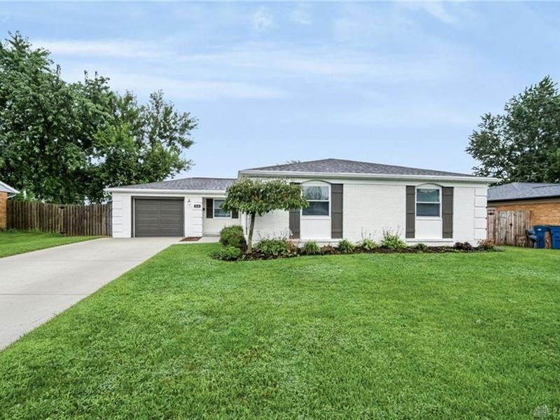 5916 Longford Road, Huber Heights, OH 45424 Photo 4