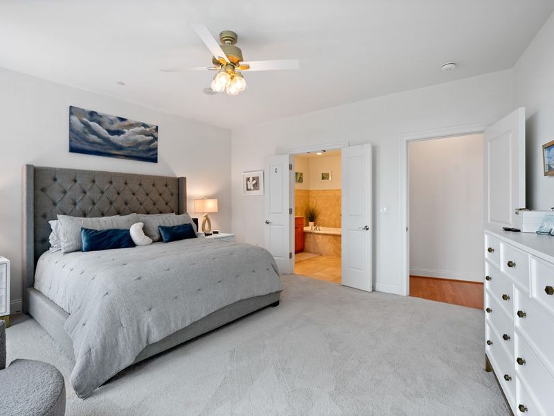 1 Roebling Way, Unit 301, Covington, KY 41011 Photo 13