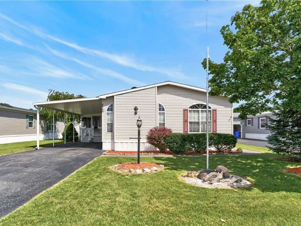 6369 Roberts Drive, Unit 433, Victor, NY 14564
