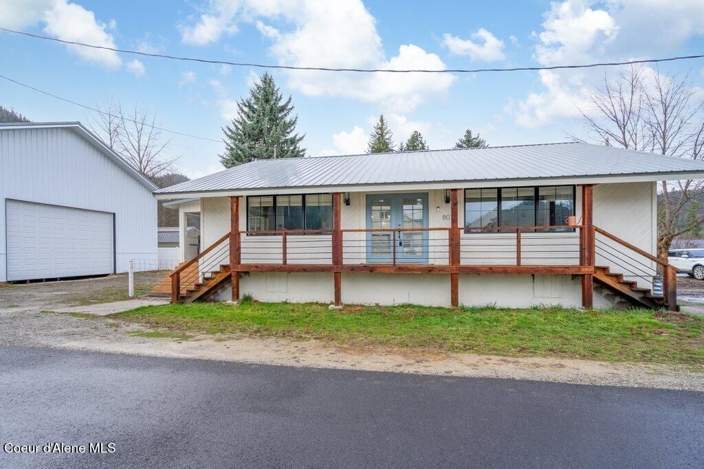 807 E Garden AVE  primary photo