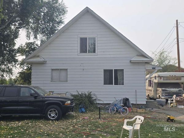 1495 W 7th St, Weiser, ID 83672