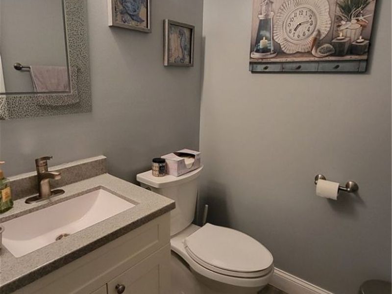 3041 Belmont Drive, Brooklyn Heights, OH 44131 Photo 12
