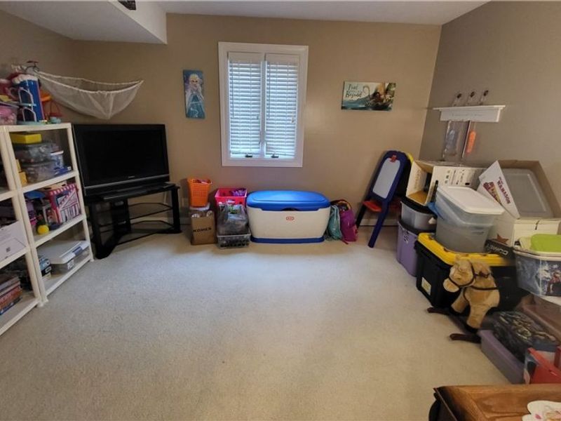 3041 Belmont Drive, Brooklyn Heights, OH 44131 Photo 13