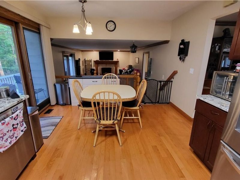 3041 Belmont Drive, Brooklyn Heights, OH 44131 Photo 7