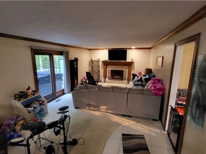3041 Belmont Drive, Brooklyn Heights, OH 44131 Photo 8