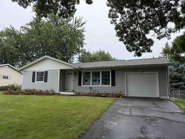 4509 Bunker Hill Lane, Madison, WI 53704