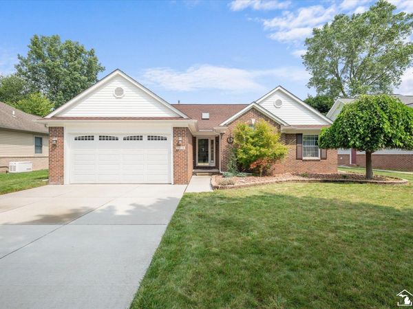 30134 Willow Springs Road, Flat Rock, MI 48134