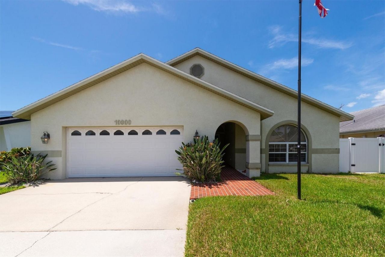 10900 63rd Way N, Pinellas Park, FL 33782 Main Photo