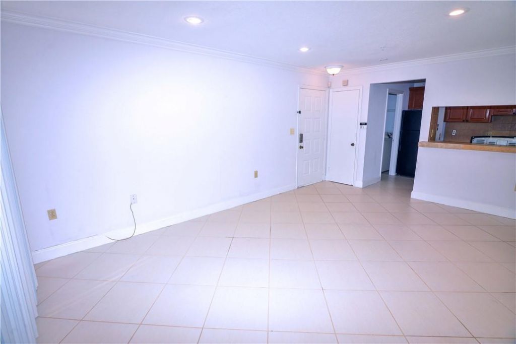 2313 N Congress Avenue, Unit 12, Boynton Beach, FL 33426 Photo