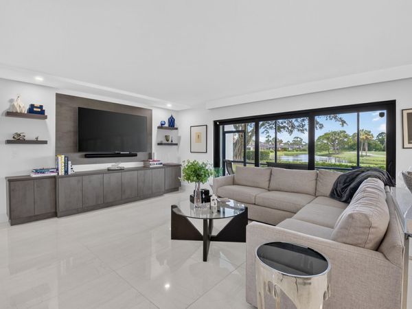 7809 Lakeside Boulevard, Unit G205, Boca Raton, FL 33434