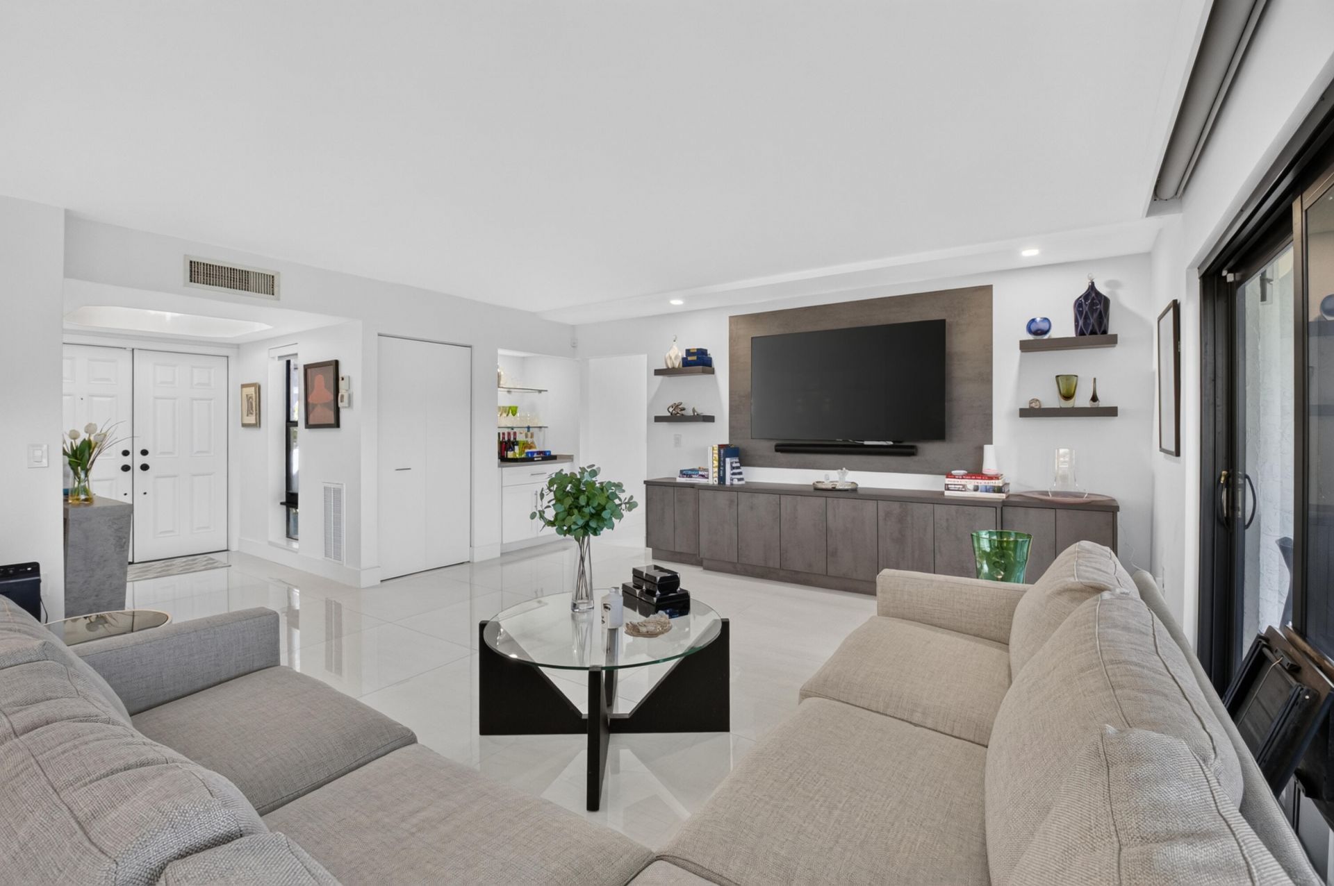 7809 Lakeside Boulevard, Unit G205, Boca Raton, FL 33434 Photo