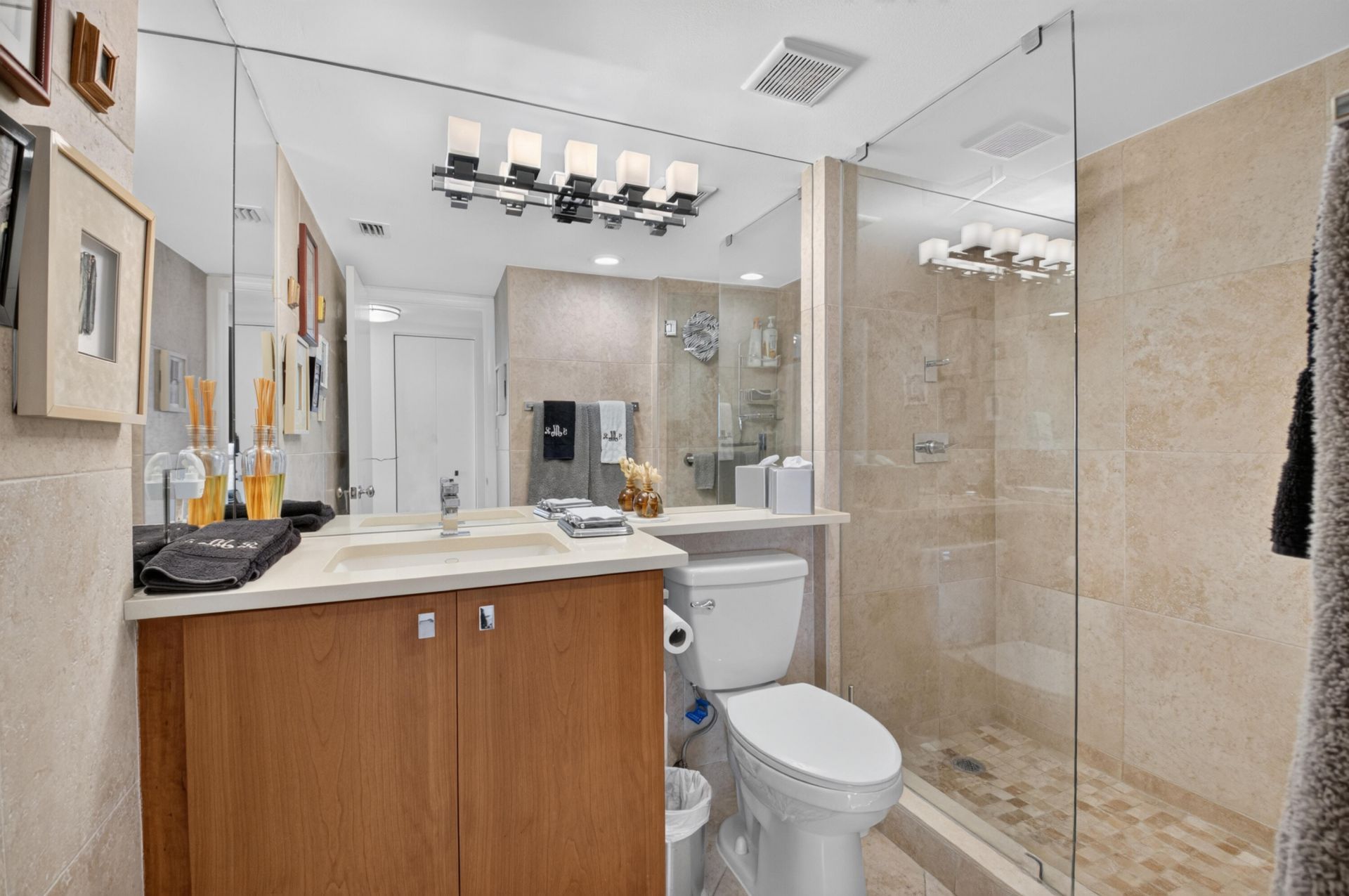 7738 Lakeside Boulevard, Unit 385, Boca Raton, FL 33434 Photo