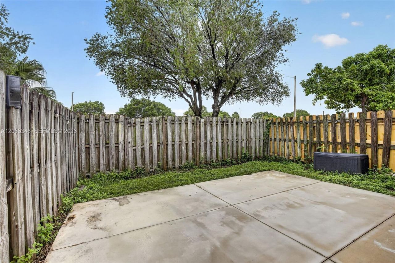 11065 NW 38th Pl , Sunrise, FL 33351 Photo