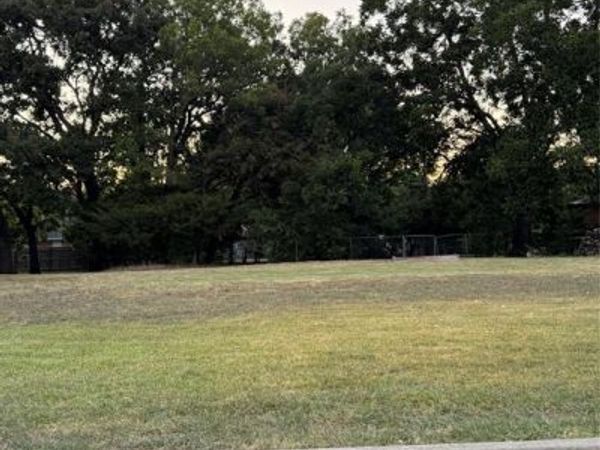 525 Highland Drive, Seagoville, TX 75159