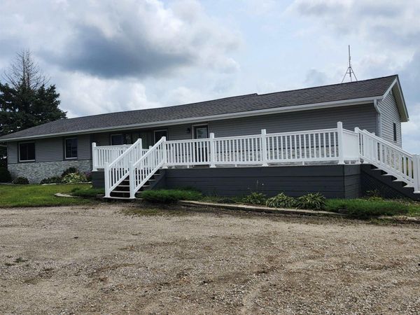 1494 155th St, Ottosen, IA 50570