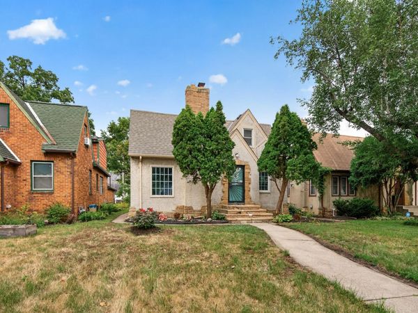 4548 Columbus Avenue, Minneapolis, MN 55407