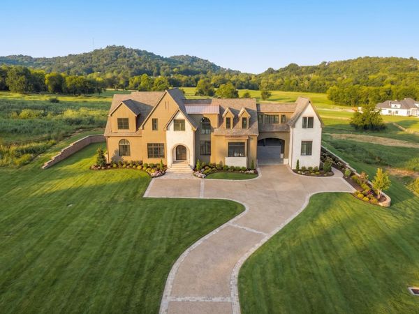 4276 Columbia Pike , Franklin, TN 37064