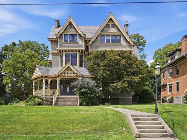 2333 Upland Place, Cincinnati, OH 45206