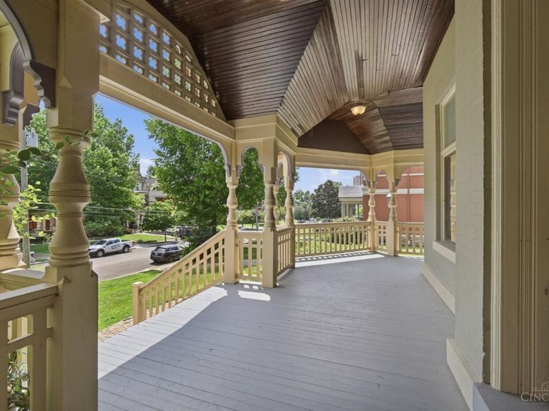 2333 Upland Place, Cincinnati, OH 45206 Photo 3