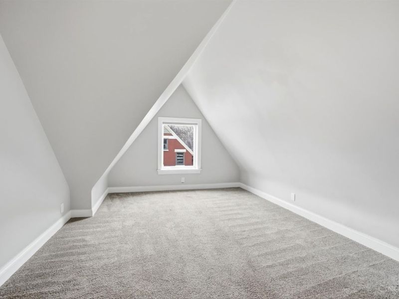 2333 Upland Place, Cincinnati, OH 45206 Photo 72