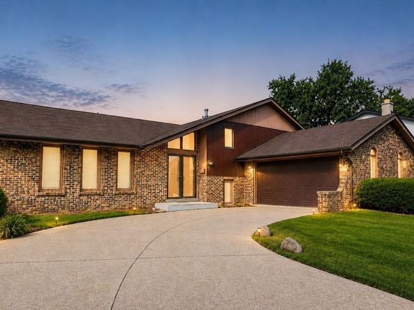 715 E 193rd Place, Glenwood, IL 60425