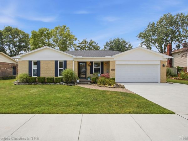 24686 Blanche Street, Brownstown Township, Mi 48134
