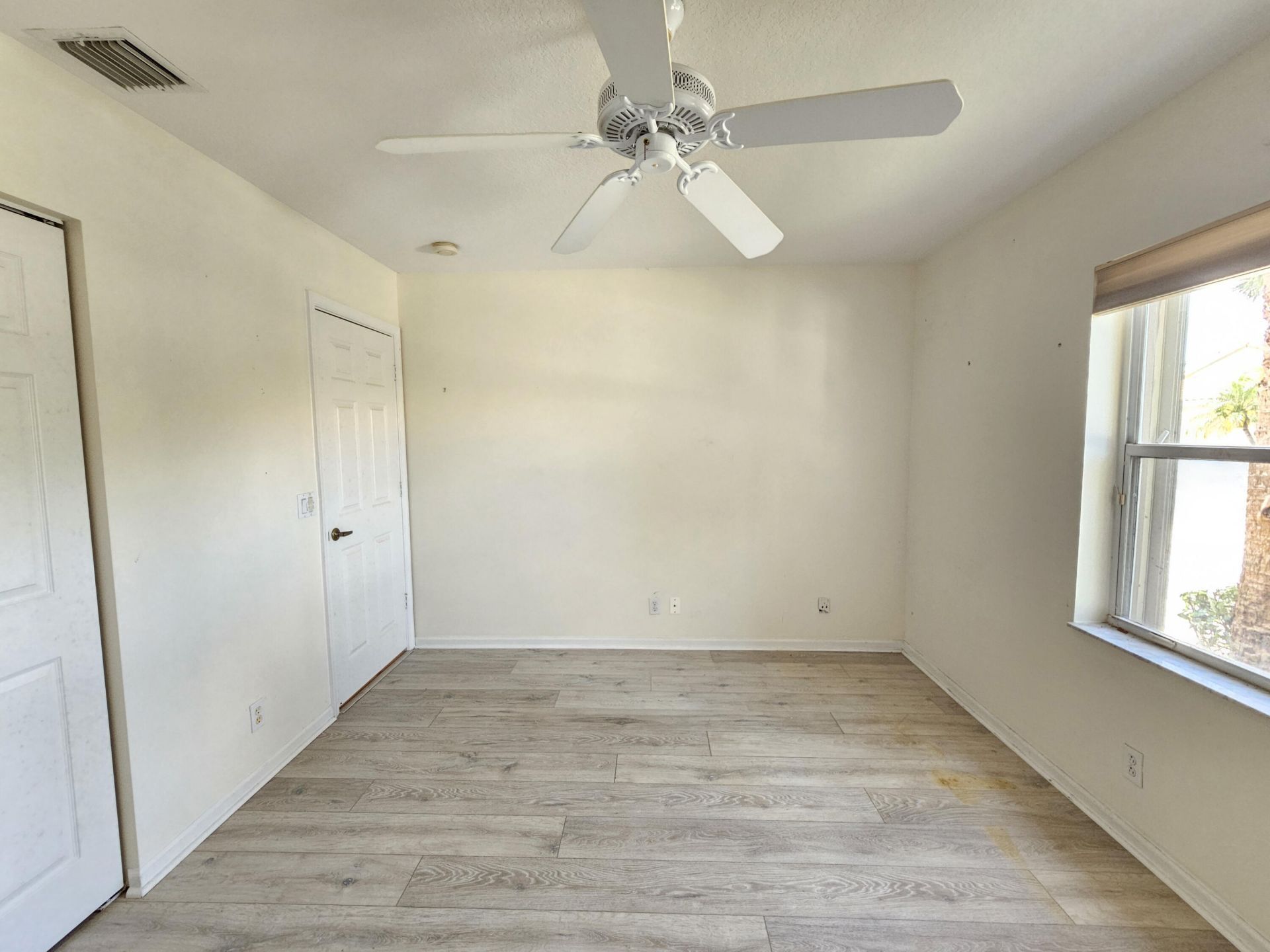 7245 Whitfield Avenue, Boynton Beach, FL 33437 Photo