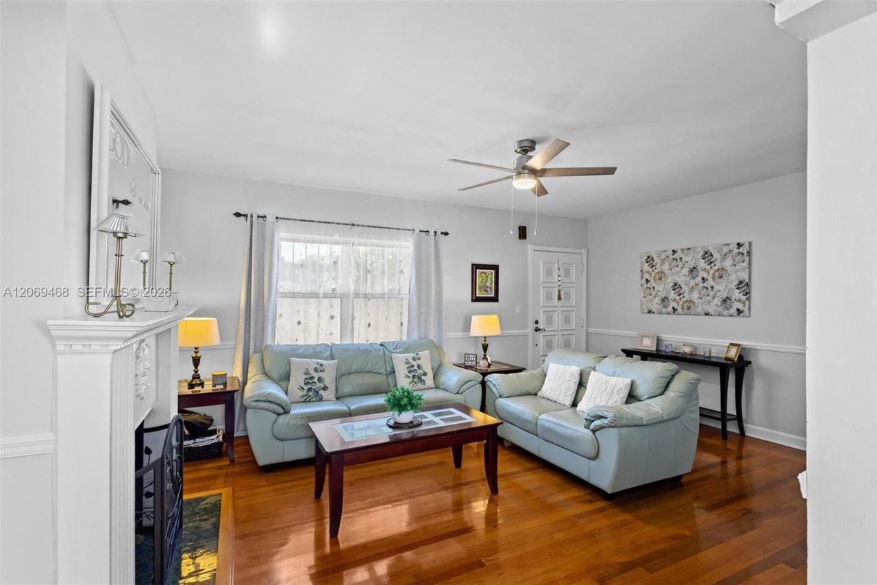 2470 SW 23rd Ave, Miami, FL 33145 Photo
