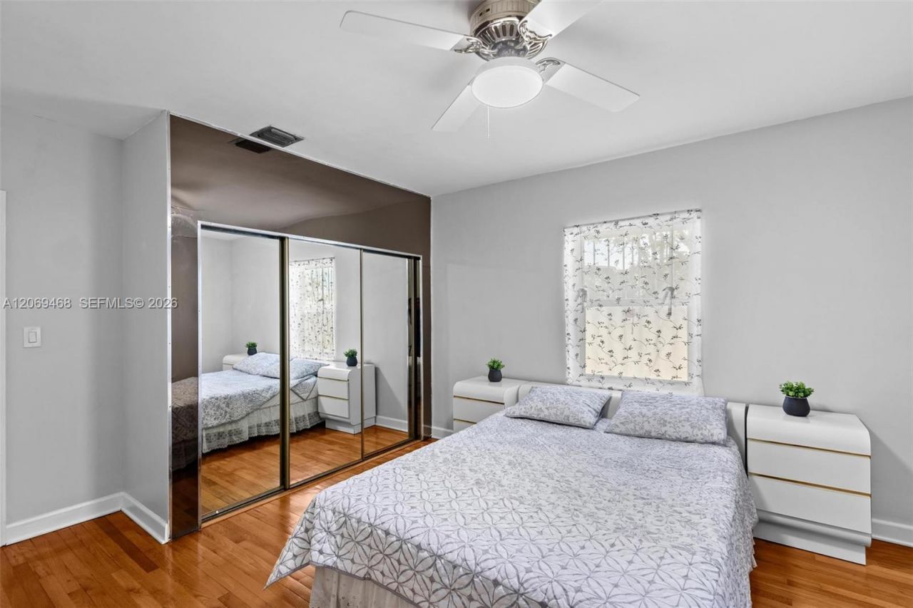 2470 SW 23rd Ave, Miami, FL 33145 Photo