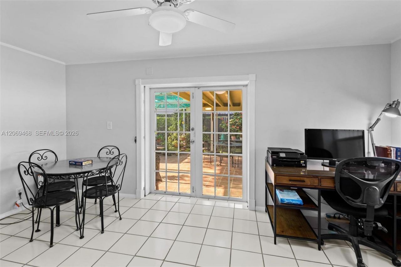 2470 SW 23rd Ave, Miami, FL 33145 Photo