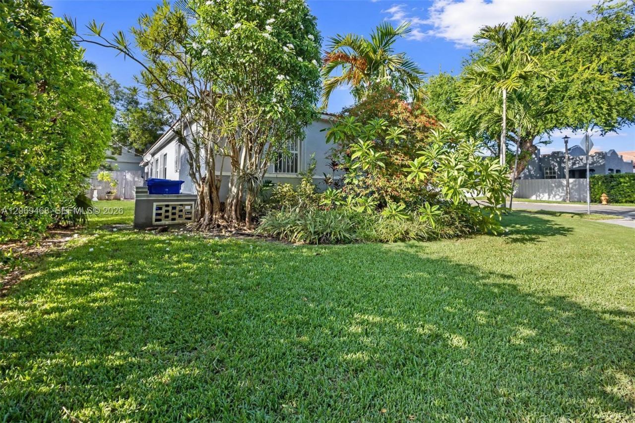 2470 SW 23rd Ave, Miami, FL 33145 Photo